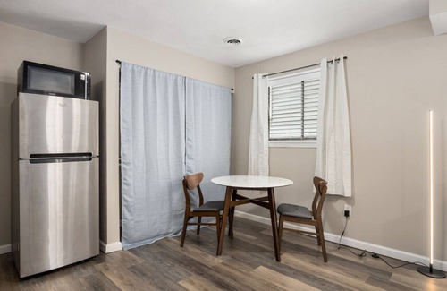 Peoria Apartment | Stylish Studio Apartment with Modern Touches