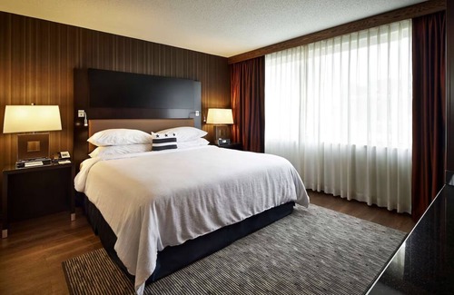 Friendship Heights Hotel | Stylish Suites | Proximity to Downtown DC & National Zoo
