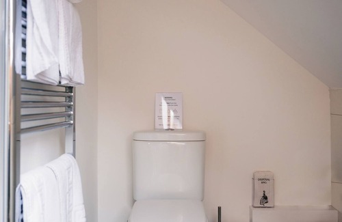 Acocks Green House | Stylish & Well Equipped Modern Home in Birmingham with WiFi