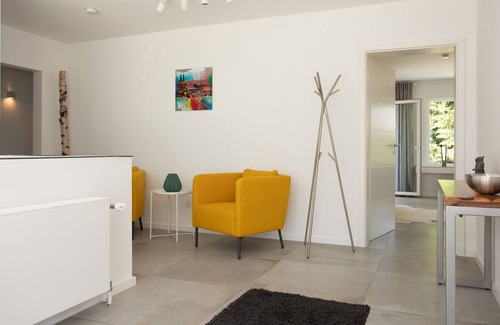 Bensberg House | (¯` · ._. · Stylishly furnished holiday home for high demands · ._. · ´¯)