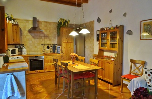Hermigua House | Stylishly renovated and historic country house with garden
