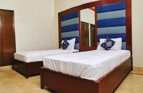 Gulshan-e-Iqbal Bed & Breakfast | SUBHAN PALACE Near Millennium Mall karachi