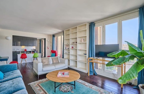 Auteuil Apartment | Sublime Apart 2 rooms Quai de Seine Eiffel Tower