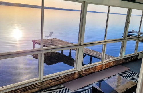 King Ferry Cottage | Sublime Sunsets-Charming Cottage with No Bad Views