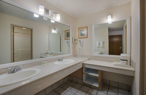 Canon City Hotel | Suburban Studios Canon City