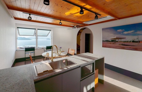 Dolsan-eup Hotel | Sugarbrium