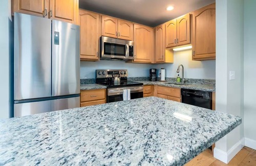 Warren Condo | Sugarbush Mountainside Retreat - Ski in ski out