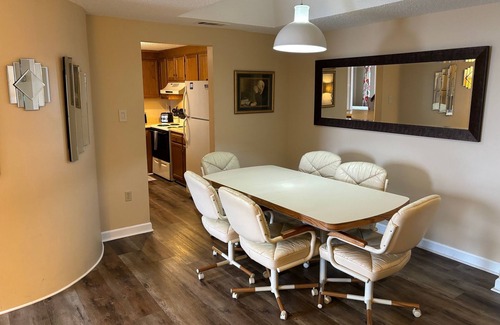 Sugar Mountain Condo | SugarTop Resort - Indoor Pool & Hot Tubs -Money Saver- Sugar Mountain, NC