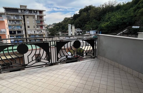Castellammare di Stabia Apartment | Suitable for groups, strategic location between Pompeii and Sorrento