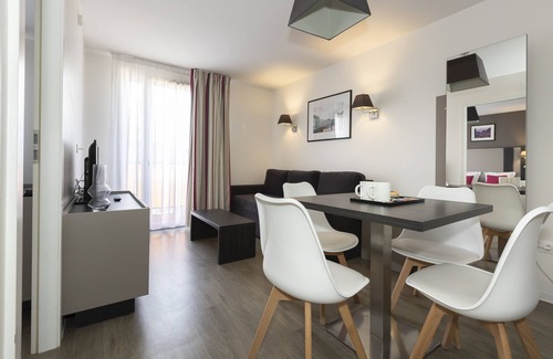 Colmar Condo | Suite Équipée à 200m du Centre | Accès Piscine