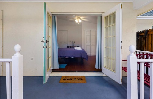 Old Northwood Apartment | SUITE # 2