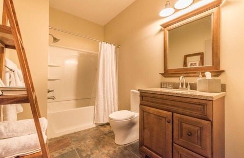 Chatham House | Suite 3 - Quiet and private accommodations in a country setting.