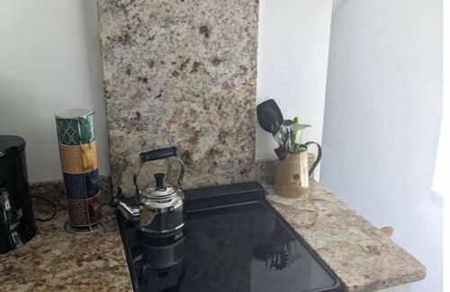 Colchester Apartment | Suite Bee Haven