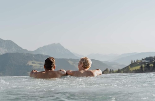 Haus House | "Suite Bergsonne" with bathtub, shower, WC (4-6 n.) - Nature and wellness hotel