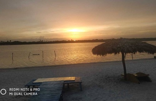 Caicara House | Suite at Pousada in Lagoa do Paraíso