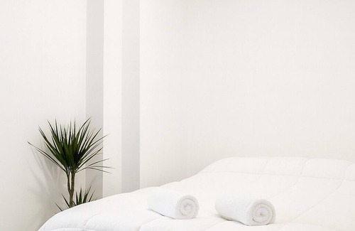 Algeciras Apartment | Suite by Hawkins exterior 1st B