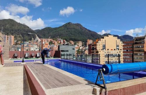 Chapinero Apartment | Suite con piscina