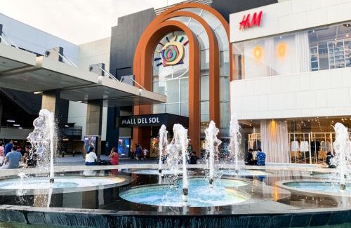 Simon Bolivar Apartment | Suite de lujo cerca al aeropuerto, terminal, mall sol