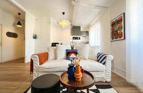 Republique - Tolstoi Apartment | Suite Franklein