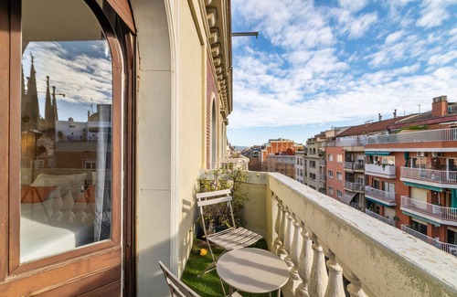 La Sagrada Familia Apartment | Suite Home Sagrada Familia