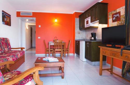 Puerto del Carmen Hotel | Suite Hotel Montana Club