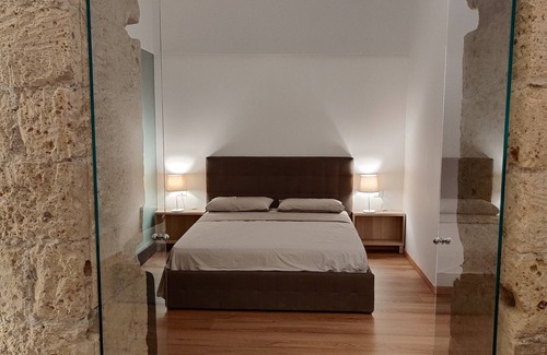 Naples City Centre Hotel | Suite in the historic center of Naples