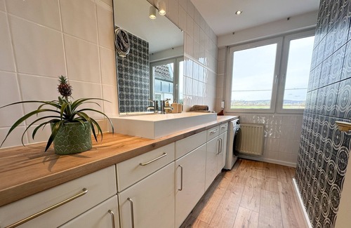 Rodenbach Apartment | Suite Katharina: Großzügiges Wohnen, mit Natur und Komfort