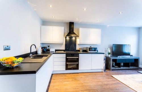 Swindon Apartment | Suite Life Serviced Apartments