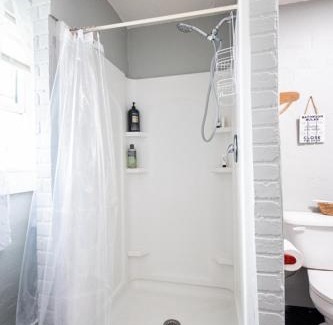 Smoketown Jackson House | Suite near downtown Louisville, KY - Suite XI