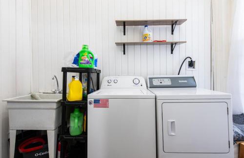 Smoketown Jackson House | Suite near downtown Louisville, KY - Suite XI