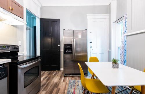 Smoketown Jackson House | Suite near downtown Louisville, KY - Suite XI