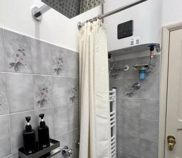 Imola Apartment | Suite Roberto - Design ed eleganza nel cuore di Imola