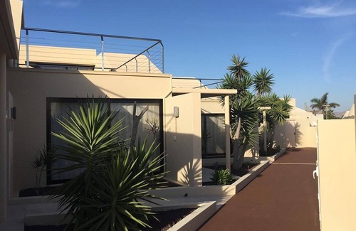 Bahia Calma Villa | Suites Apartment in a natural and quiet place