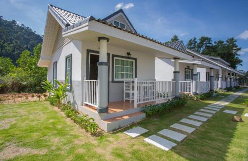 Khuekkhak Resort | Suksompong Resort