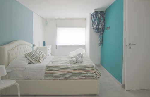 Pescara Apartment | Sul mare in centro con 2 camere e posto auto a maggio ed agosto