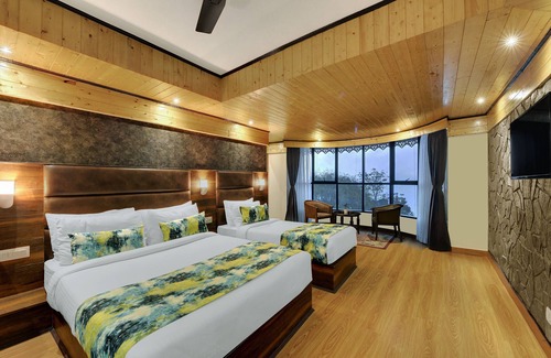 Darjeeling House | Sumi Queen's Yard Rink Mall Darjeeling