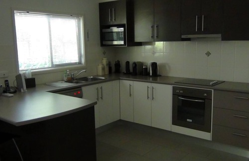 Broulee Villa | Summer Getaway - all conveniences
