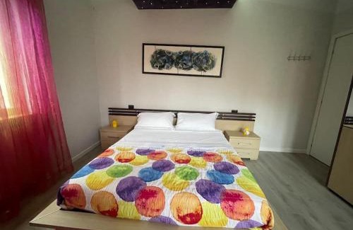 Mozzate Apartment | Summer house