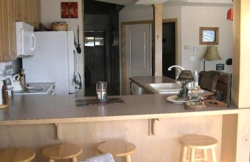 Priest River Condo | Summer is coming! Book now.