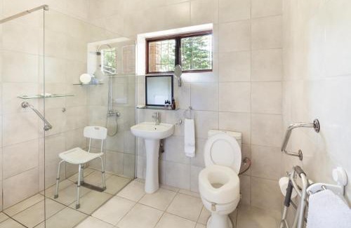 Port Edward House | Summer Place Guest House