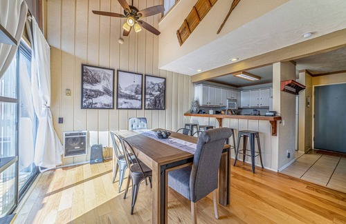 Mammoth Lakes House | ★ Summer Ready ★ Hot Tub, Summit Views, Close to Village