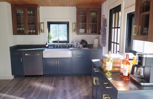 Cape Porpoise Cottage | Summer Sale. A Few Prime Weeks Still Available. Exclusive Waterfront Cottage.