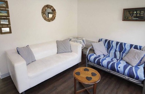 Bishopston Ski Chalet | Summercliffe Park in the beautiful Swansea