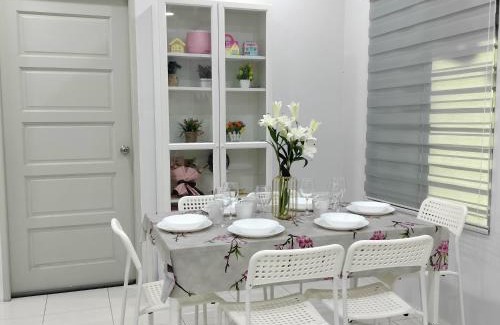 Kota Samarahan House | Summerset Guesthouse