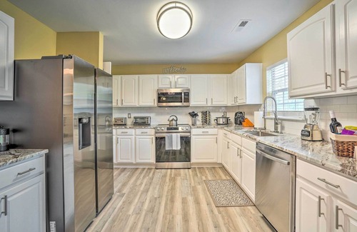 Summerville House | Summerville Family Home ~ 20 Mi to Charleston