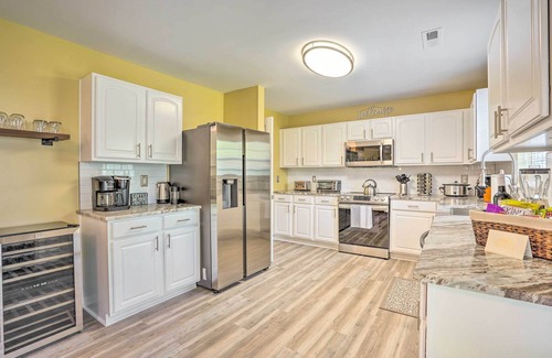 Summerville House | Summerville Family Home ~ 20 Mi to Charleston