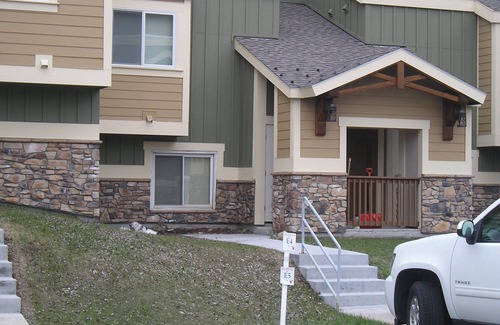 Summit Cove Condo | Summit County Gem-minutes from all the slopes! Views & amenities sure to please.