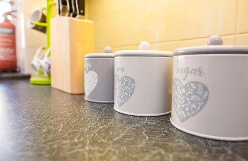 Aberdeen West End Apartment | Summit West End Elegant 1 Bed Flat Free Parking