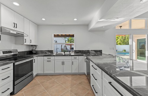 Mesa House | Sumptuous 4BR house w/Private Heated Pool