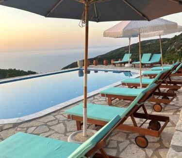 Drimonas House | Sun Castle Houses